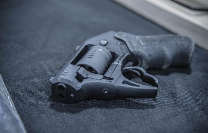 „Verboten“ Revolver S333 Thunderstruck, die die USA ein Maschinengewehr Gesetz war.