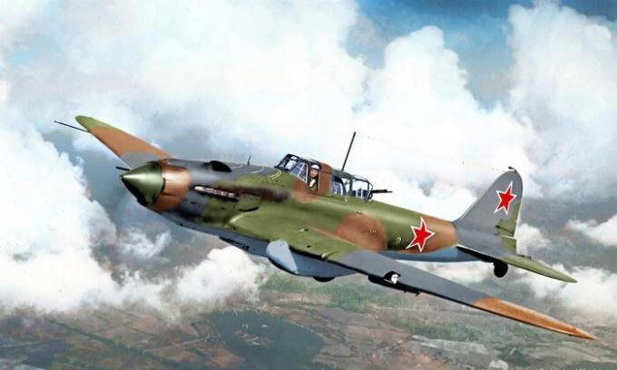 Sturmovik IL-2 von dem berühmten Testpiloten Vladimir Kokkinaki. | Foto: klimbim2014.wordpress.com.