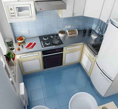 Die richtige Anordnung der Möbel in einer kleinen Küche ist besonders wichtig.