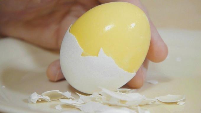 Wie ein „goldenen Eier“ ​​oder Rührei in der Schale zur Vorbereitung