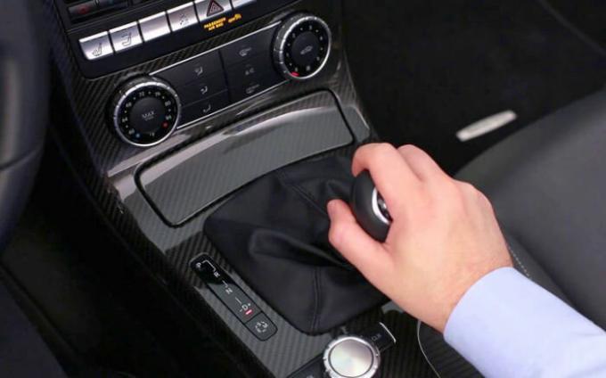  Ein Auto fahren - es ist ziemlich kompliziert und verantwortlich. | Foto: infocar.ua