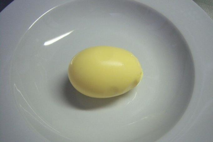 Wie ein „goldenen Eier“ ​​oder Rührei in der Schale zur Vorbereitung