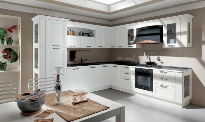 Küche in Weiß (48 Fotos): So dekorieren Sie den Innenraum mit Ihren eigenen Händen, Videoanweisungen, Foto und Preis