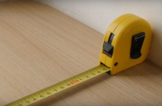 Um genau die Länge zu messen, ist genug, um das Roulette-Gehäuse zu kennen. 