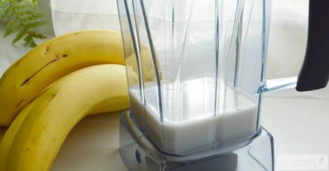 Banana können Sie ein köstliches und gesundes Getränk machen. / Foto: midwestmodernmomma.com. 
