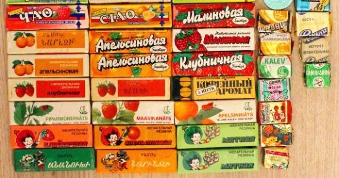 Sowjetische Kaugummis mit verschiedenen Geschmacksrichtungen.