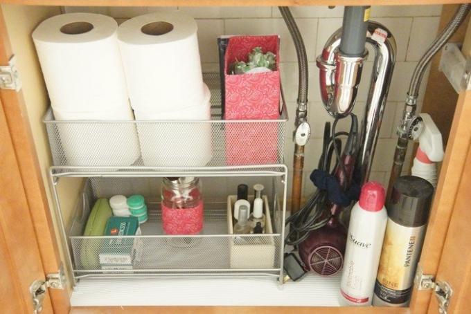 Qualitativ organisiert Lagerung möglich ist, auch im kleinsten Bad.