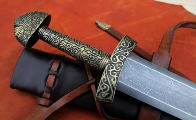 
Schwerter von Damaskus Archäologen fanden die Franken, in einer kleinen Anzahl der Slawen und Deutschen, einschließlich der Wikinger. gregforge.com.ua. 